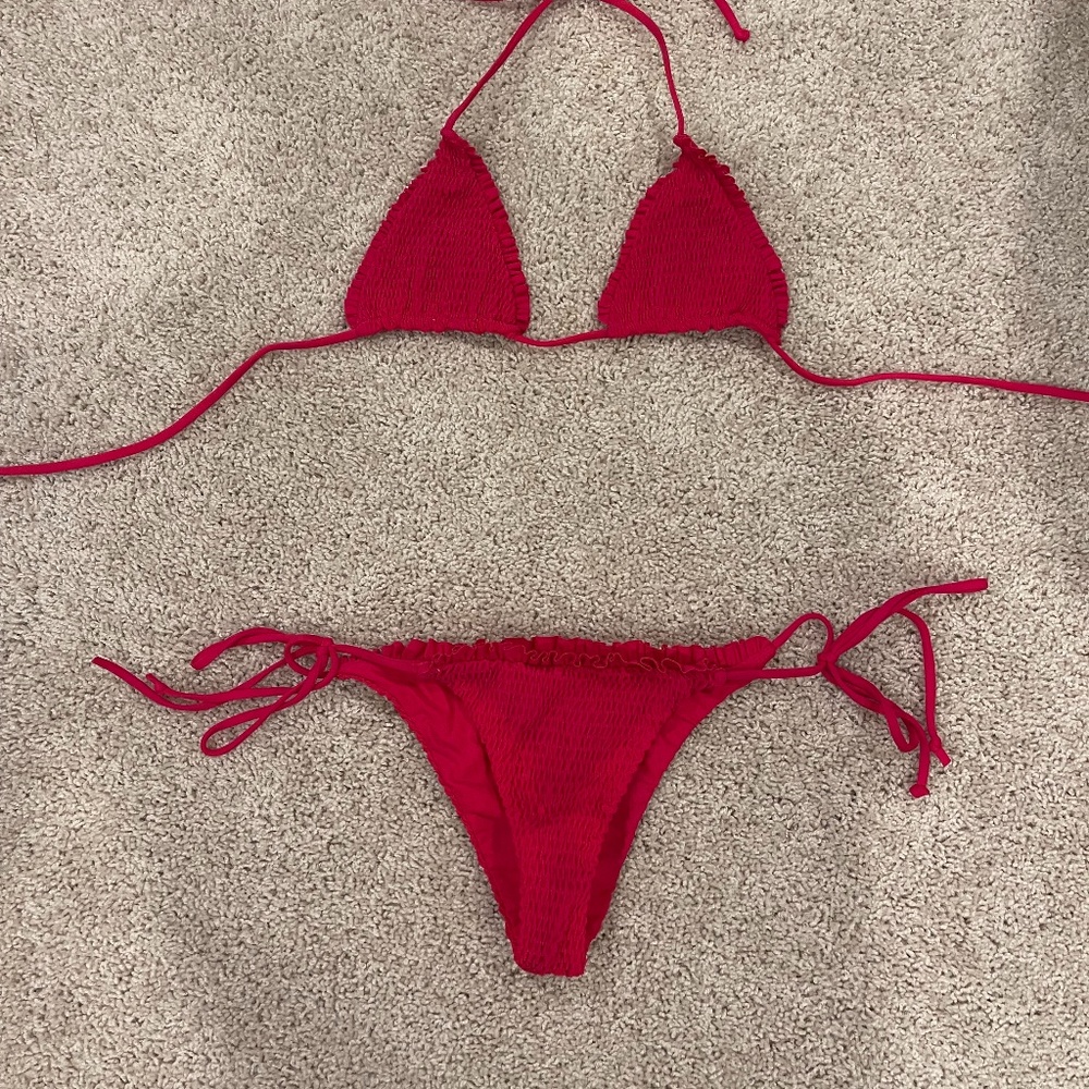 Bikini TOP, Pink, Size M, Revolve (Tularosa)
